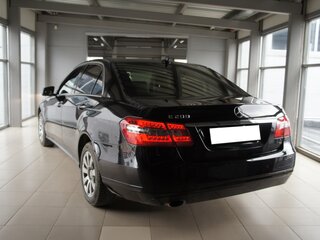2012 Mercedes-Benz E-Класс 200 7G-Tronic IV (W212, S212, C207), чёрный, 1429000 рублей, вид 4