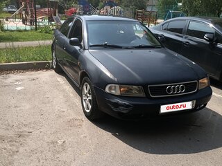 1998 Audi A4 I (B5), синий, 320000 рублей, вид 3