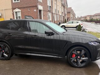 2022 Jaguar F-Pace SVR I Рестайлинг, чёрный, 6900000 рублей, вид 2