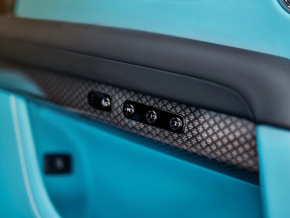 2022 Rolls-Royce Ghost Black Badge II (Series I), чёрный - вид 20