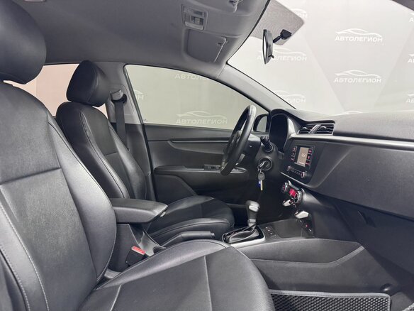 2021 Kia Rio IV Рестайлинг, серый, 1499000 рублей - вид 20