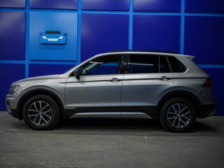 2019 Volkswagen Tiguan II, серебристый, 2650000 рублей, вид 3