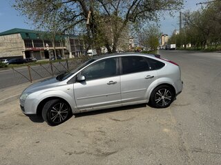 2006 Ford Focus II, серебристый, 425000 рублей, вид 3