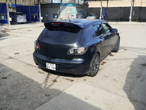 2008 Mazda 3 I (BK) Рестайлинг, чёрный, 430000 рублей - вид 2