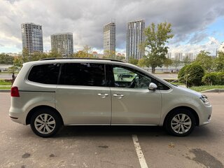 2011 Volkswagen Sharan II, серебристый, 1220000 рублей, вид 4