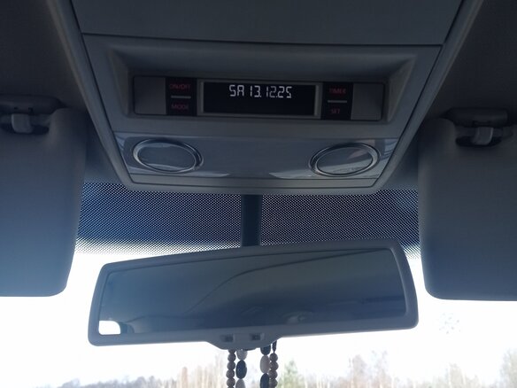 2013 Volkswagen Multivan T5 Рестайлинг, серебристый, 2575000 рублей - вид 24