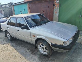 1987 Mazda 626 II (GC), серебристый, 300000 рублей, вид 3