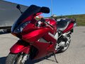 2005 Honda VFR 800, красный, 430000 рублей