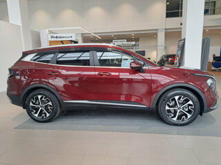 2022 Kia Sportage V, красный, 3350000 рублей, вид 4