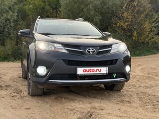 2014 Toyota RAV4 IV (XA40), чёрный, 1800000 рублей, вид 3