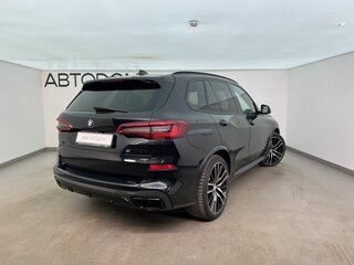 2019 BMW X5 M50d IV (G05/G18), чёрный, 6195000 рублей, вид 2
