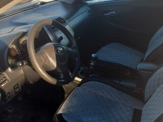 2010 Toyota Corolla X (E140, E150) Рестайлинг, серебристый, 980000 рублей, вид 4
