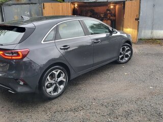 2018 Kia Ceed III, серый, 1644000 рублей, вид 4