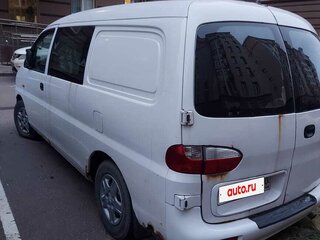 2003 Hyundai H-1 I, белый, 320000 рублей, вид 4