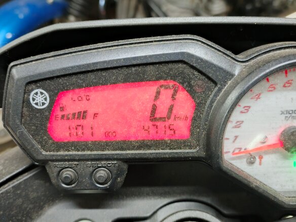 2012 Yamaha FZ8, серый, 750000 рублей - вид 6