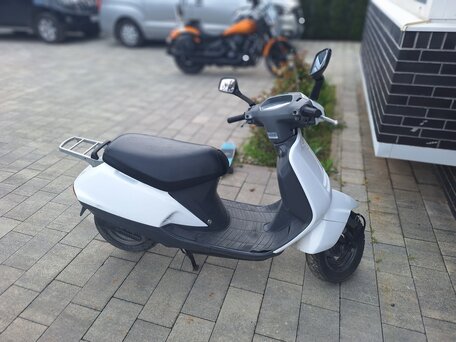 1990 Honda Lead 50, белый, 50000 рублей, вид 3