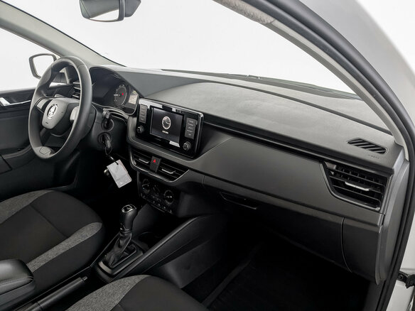 2021 Skoda Rapid II, белый - вид 10