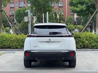2022 Peugeot 2008 II, белый, 1730000 рублей, вид 5