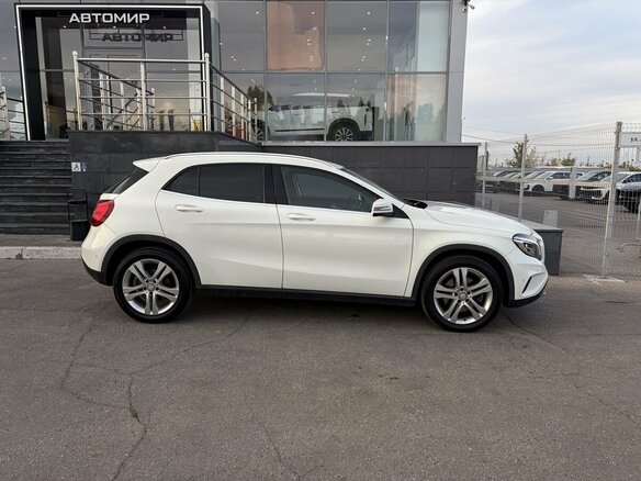 2014 Mercedes-Benz GLA 250 I (X156), белый - вид 3