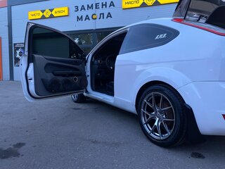 2009 Ford Focus II Рестайлинг, белый, 750000 рублей, вид 5