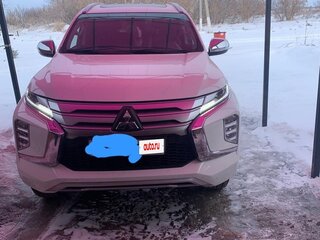 2022 Mitsubishi Montero Sport III Рестайлинг, белый, 4900000 рублей, вид 1