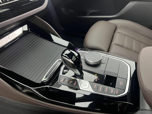 2025 BMW X4 20i II (G02) Рестайлинг, белый, 7870000 рублей - вид 18