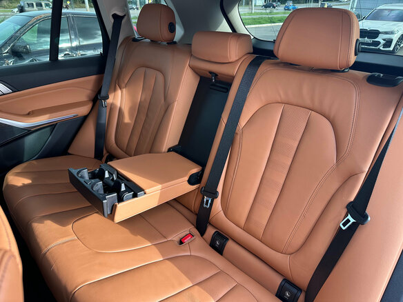 2021 BMW X5 25d IV (G05/G18), чёрный, 5290000 рублей - вид 31