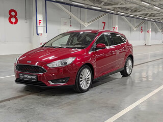 2017 Ford Focus III Рестайлинг, красный, 1080000 рублей, вид 1