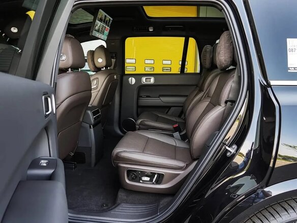 2026 Li Auto (Lixiang) L9 II, чёрный, 13900000 рублей - вид 13
