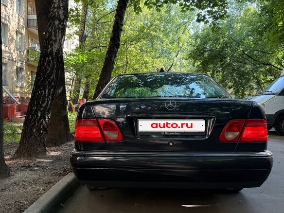 1998 Mercedes-Benz E-Класс 240 II (W210, S210), чёрный, 515000 рублей - вид 12