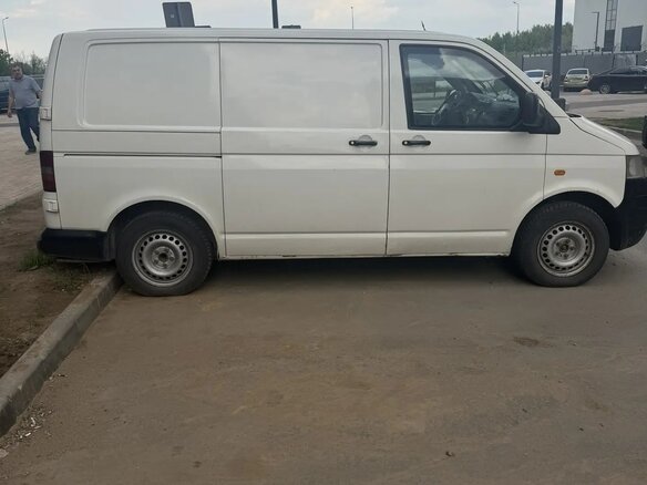 2007 Volkswagen Transporter T5, бежевый, 650000 рублей - вид 1