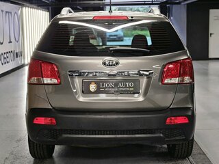 2011 Kia Sorento II, серый, 1550000 рублей, вид 5
