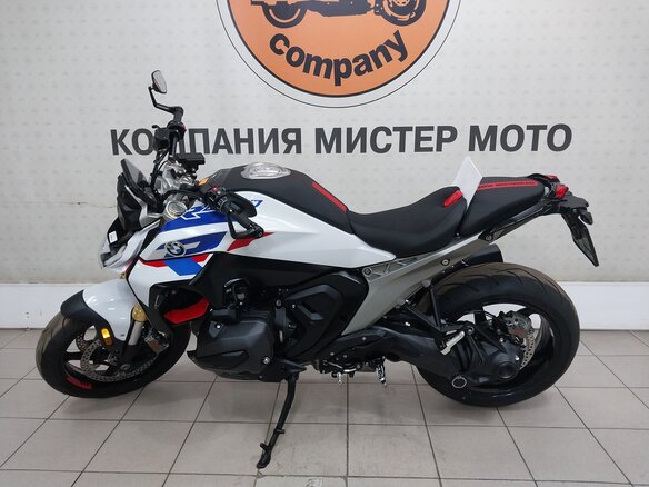 2025 BMW R 1300 R, белый, 2485000 рублей - вид 1