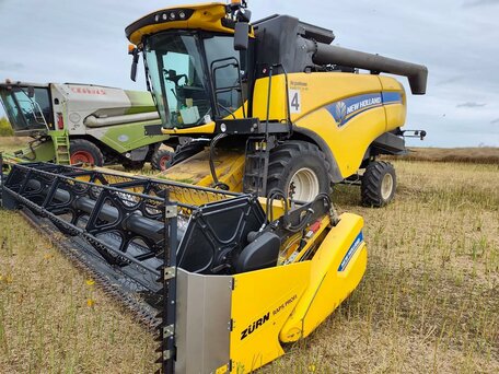 2017 New Holland CX6090, жёлтый, 21800000 рублей, вид 4