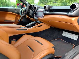 2017 Ferrari GTC4Lusso T, красный, 15500000 рублей, вид 5