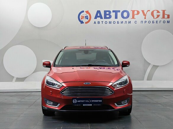 2017 Ford Focus III Рестайлинг, красный, 849000 рублей - вид 2