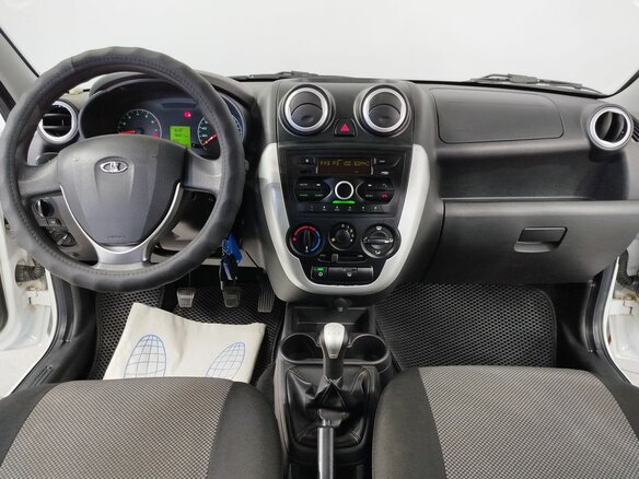 2018 Lada (ВАЗ) Granta I, белый, 609000 рублей - вид 14