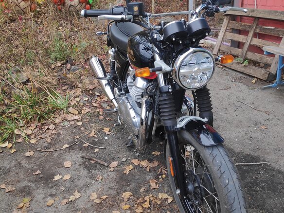2024 Royal Enfield Interceptor, чёрный, 565000 рублей - вид 2