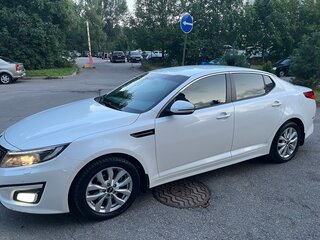 2014 Kia Optima III Рестайлинг, белый, 1400000 рублей, вид 4