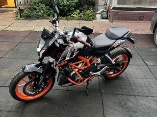 2014 KTM 390 Duke, чёрный, 300000 рублей, вид 3