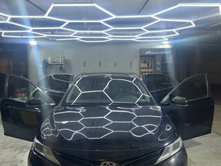 2018 Toyota Camry VIII (XV70), чёрный, 1820000 рублей, вид 2