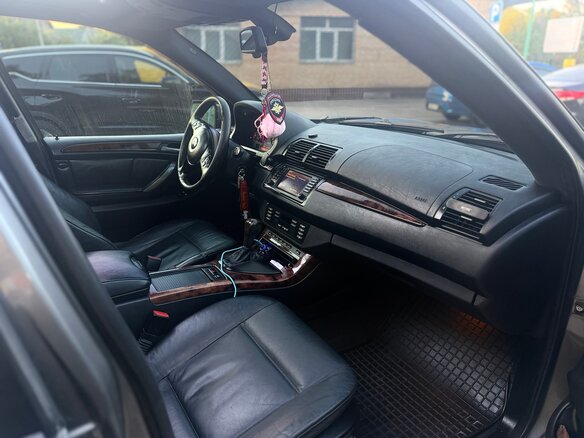 2005 BMW X5 3.0i I (E53) Рестайлинг, серый, 950000 рублей - вид 6