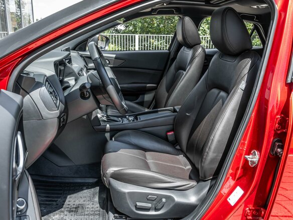 2023 Mazda CX-4 I Рестайлинг, красный - вид 9