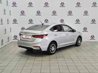 2017 Hyundai Solaris II, серебристый, 1095000 рублей, вид 5