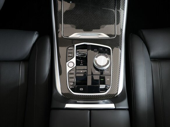 2026 BMW X5 30d IV (G05/G18) Рестайлинг, чёрный, 17690000 рублей - вид 38