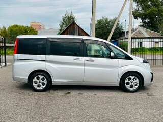 2015 Honda Stepwgn V, серый, 1899999 рублей, вид 5