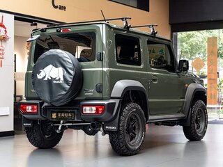 2023 Suzuki Jimny IV, зелёный, 2250000 рублей, вид 3