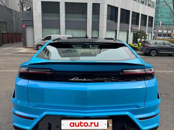 2026 Lamborghini Urus SE I Рестайлинг, голубой - вид 3