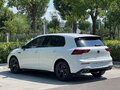 2022 Volkswagen Golf VIII, белый, 1900000 рублей - вид 4