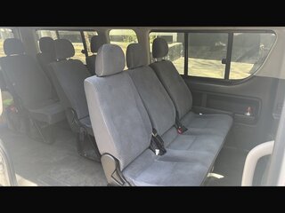 2012 Toyota HiAce H200 Рестайлинг, белый, 2500000 рублей, вид 5